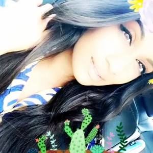 Meet your Posher, Twila